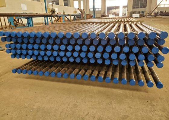 Thermisch geïsoleerde waterwand in ketel met vuurvaste en buizen